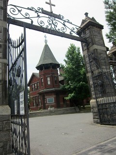 Calvary Cemetery Gatehouse
